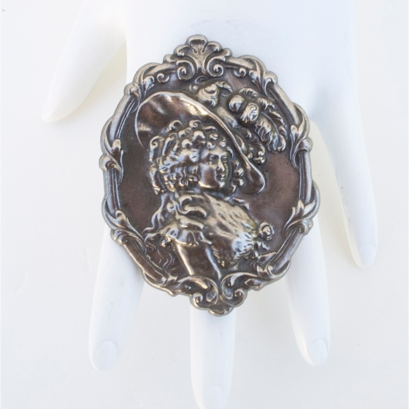 GASOLINE GLAMOUR Jewelry Deadwood Lady Metal Cameo Ring Sivler